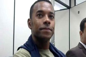 A Justiça italiana condenou Robinho a nove anos de prisão em 2017